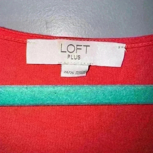 EUC Loft Flutter Statement Tee Coral Size 24/26 - 4X - Picture 4 of 7